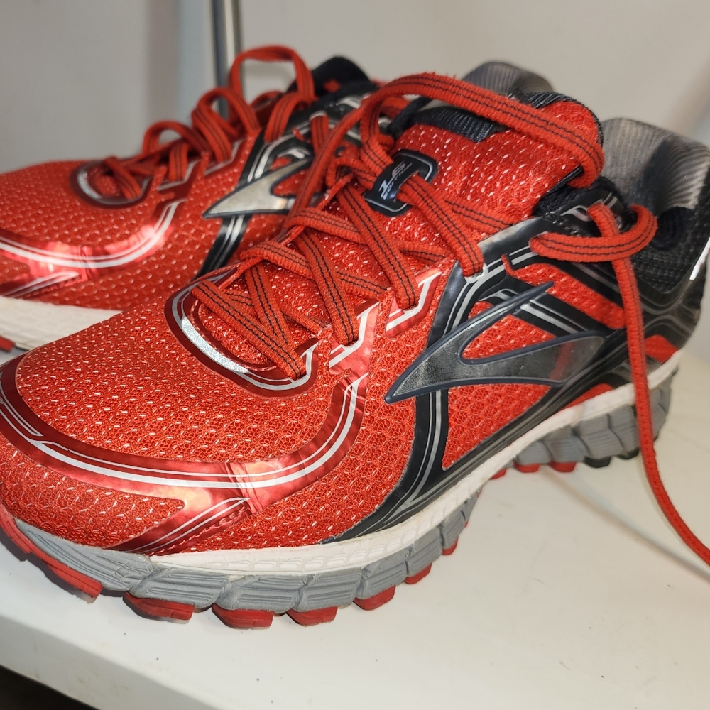 BROOKS Gts sz8us sneakers shoes running